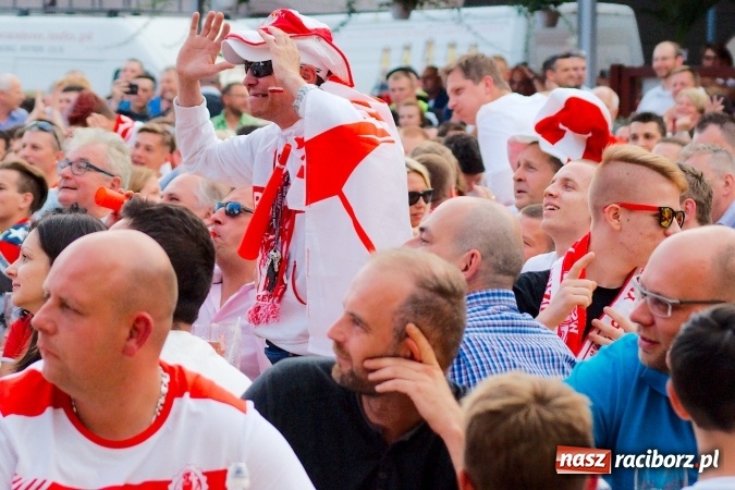 Zdjęcie w galerii na portalu naszraciborz.pl: Kto wygra? Polska czy Niemcy? Mecz do obejrzenia w strefie kibica i...  wiadomości z regionu
