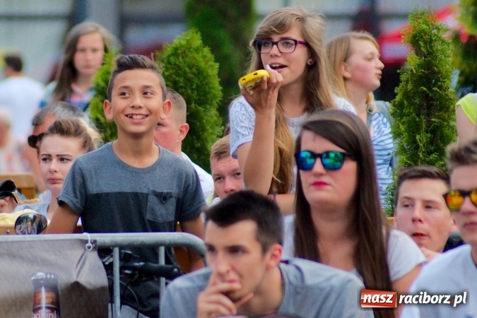 Zdjęcie w galerii na portalu naszraciborz.pl: Kto wygra? Polska czy Niemcy? Mecz do obejrzenia w strefie kibica i...  wiadomości z regionu