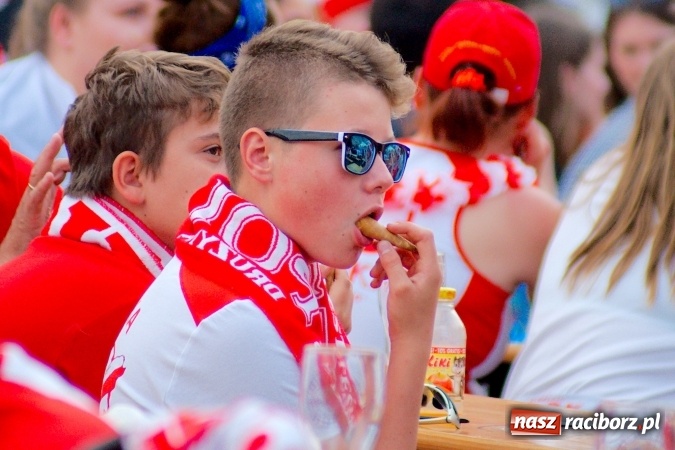Zdjęcie w galerii na portalu naszraciborz.pl: Kto wygra? Polska czy Niemcy? Mecz do obejrzenia w strefie kibica i...  wiadomości z regionu