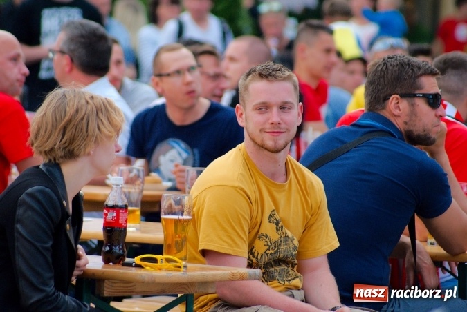 Zdjęcie w galerii na portalu naszraciborz.pl: Kto wygra? Polska czy Niemcy? Mecz do obejrzenia w strefie kibica i...  wiadomości z regionu