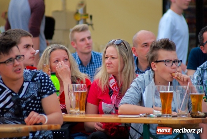 Zdjęcie w galerii na portalu naszraciborz.pl: Kto wygra? Polska czy Niemcy? Mecz do obejrzenia w strefie kibica i...  wiadomości z regionu