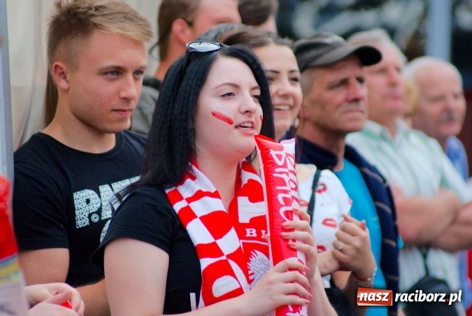 Zdjęcie w galerii na portalu naszraciborz.pl: Kto wygra? Polska czy Niemcy? Mecz do obejrzenia w strefie kibica i...  wiadomości z regionu