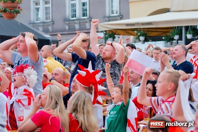 Zdjęcie w galerii na portalu naszraciborz.pl: Kto wygra? Polska czy Niemcy? Mecz do obejrzenia w strefie kibica i...  wiadomości z regionu