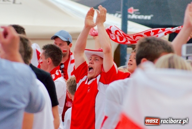 Zdjęcie w galerii na portalu naszraciborz.pl: Kto wygra? Polska czy Niemcy? Mecz do obejrzenia w strefie kibica i...  wiadomości z regionu