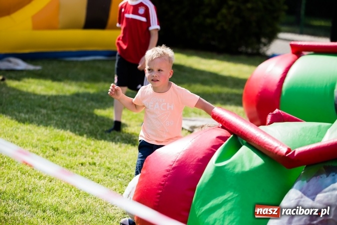 Zdjęcie w galerii na portalu naszraciborz.pl: Bieg o Puchar Burmistrza podczas festynu w Borucinie wiadomości z regionu