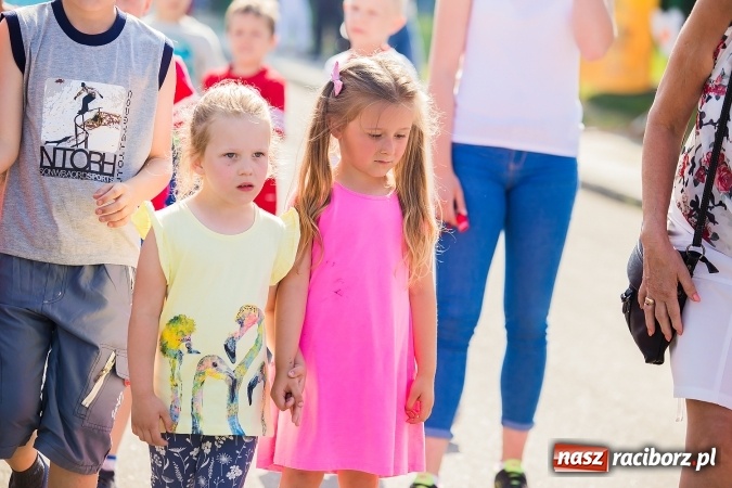 Zdjęcie w galerii na portalu naszraciborz.pl: Bieg o Puchar Burmistrza podczas festynu w Borucinie wiadomości z regionu