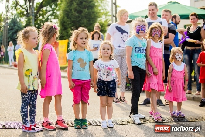 Zdjęcie w galerii na portalu naszraciborz.pl: Bieg o Puchar Burmistrza podczas festynu w Borucinie wiadomości z regionu