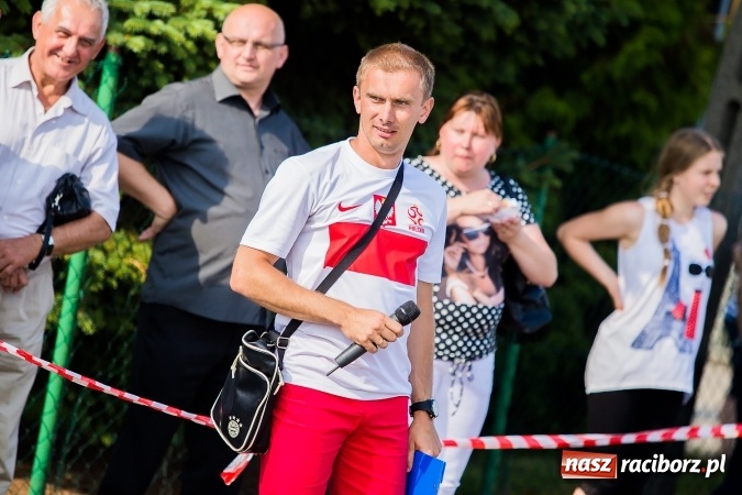 Zdjęcie w galerii na portalu naszraciborz.pl: Bieg o Puchar Burmistrza podczas festynu w Borucinie wiadomości z regionu