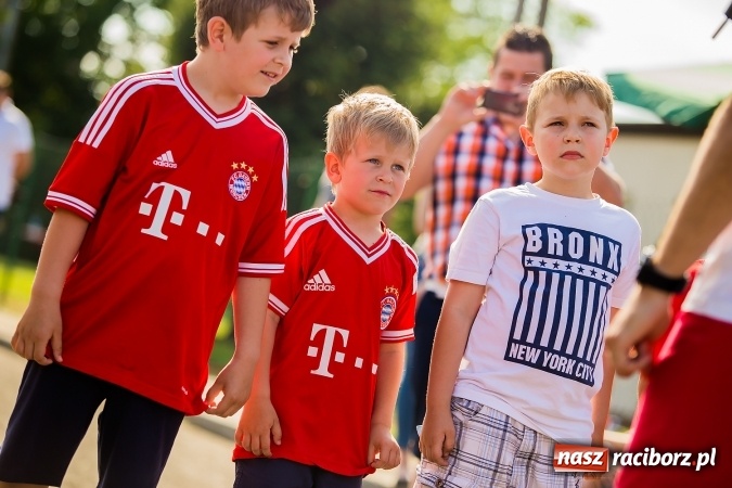 Zdjęcie w galerii na portalu naszraciborz.pl: Bieg o Puchar Burmistrza podczas festynu w Borucinie wiadomości z regionu