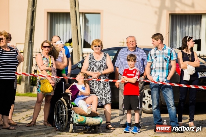 Zdjęcie w galerii na portalu naszraciborz.pl: Bieg o Puchar Burmistrza podczas festynu w Borucinie wiadomości z regionu