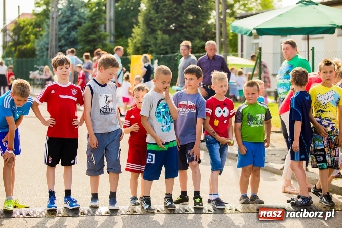 Zdjęcie w galerii na portalu naszraciborz.pl: Bieg o Puchar Burmistrza podczas festynu w Borucinie wiadomości z regionu