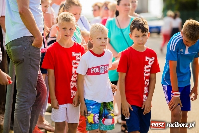 Zdjęcie w galerii na portalu naszraciborz.pl: Bieg o Puchar Burmistrza podczas festynu w Borucinie wiadomości z regionu