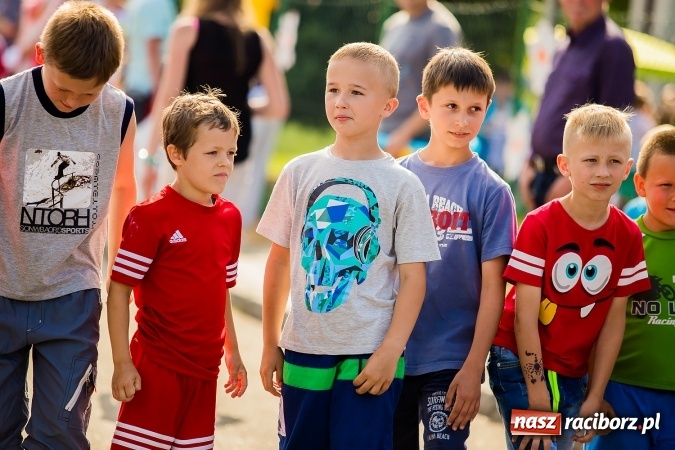 Zdjęcie w galerii na portalu naszraciborz.pl: Bieg o Puchar Burmistrza podczas festynu w Borucinie wiadomości z regionu