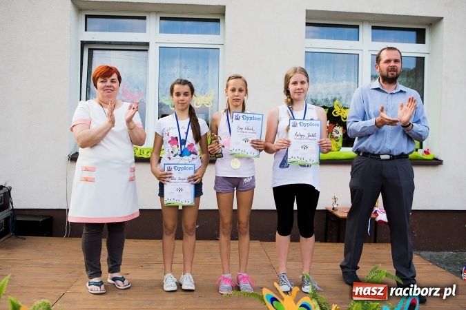 Zdjęcie w galerii na portalu naszraciborz.pl: Bieg o Puchar Burmistrza podczas festynu w Borucinie wiadomości z regionu