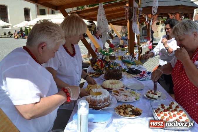 Zdjęcie w galerii na portalu naszraciborz.pl: Czym Nędza bogata! Trzeci rodzinny piknik na Zamku Piastowskim za nami  wiadomości z regionu