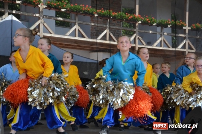 Zdjęcie w galerii na portalu naszraciborz.pl: Czym Nędza bogata! Trzeci rodzinny piknik na Zamku Piastowskim za nami  wiadomości z regionu