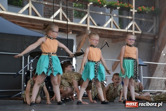 Zdjęcie w galerii na portalu naszraciborz.pl: Czym Nędza bogata! Trzeci rodzinny piknik na Zamku Piastowskim za nami  wiadomości z regionu