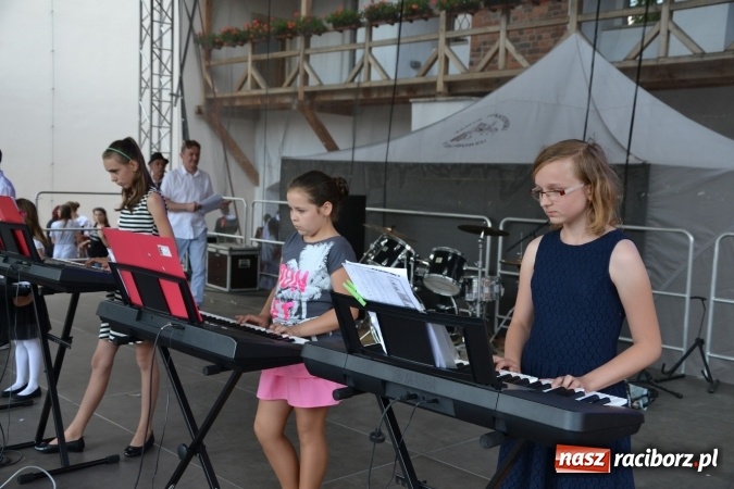 Zdjęcie w galerii na portalu naszraciborz.pl: Czym Nędza bogata! Trzeci rodzinny piknik na Zamku Piastowskim za nami  wiadomości z regionu