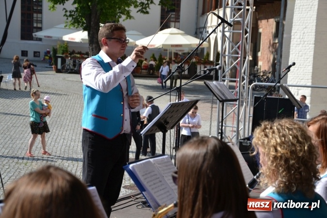 Zdjęcie w galerii na portalu naszraciborz.pl: Czym Nędza bogata! Trzeci rodzinny piknik na Zamku Piastowskim za nami  wiadomości z regionu