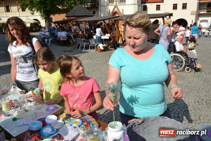 Zdjęcie w galerii na portalu naszraciborz.pl: Czym Nędza bogata! Trzeci rodzinny piknik na Zamku Piastowskim za nami  wiadomości z regionu
