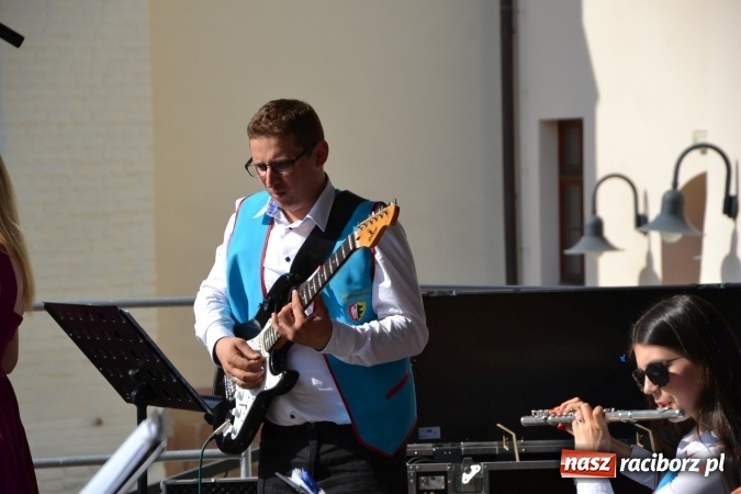 Zdjęcie w galerii na portalu naszraciborz.pl: Czym Nędza bogata! Trzeci rodzinny piknik na Zamku Piastowskim za nami  wiadomości z regionu