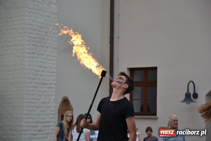Zdjęcie w galerii na portalu naszraciborz.pl: Czym Nędza bogata! Trzeci rodzinny piknik na Zamku Piastowskim za nami  wiadomości z regionu