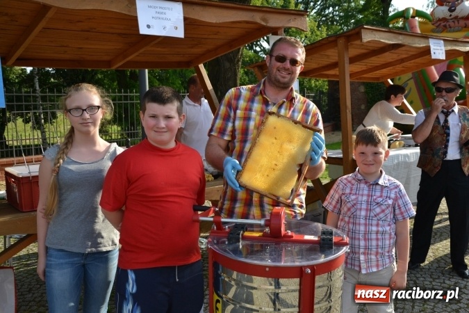 Zdjęcie w galerii na portalu naszraciborz.pl: Czym Nędza bogata! Trzeci rodzinny piknik na Zamku Piastowskim za nami  wiadomości z regionu