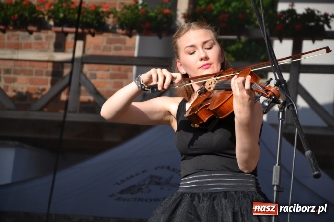 Zdjęcie w galerii na portalu naszraciborz.pl: Czym Nędza bogata! Trzeci rodzinny piknik na Zamku Piastowskim za nami  wiadomości z regionu