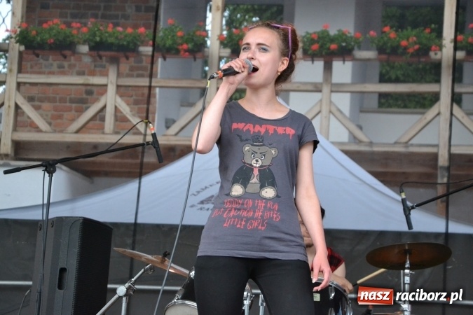 Zdjęcie w galerii na portalu naszraciborz.pl: Czym Nędza bogata! Trzeci rodzinny piknik na Zamku Piastowskim za nami  wiadomości z regionu