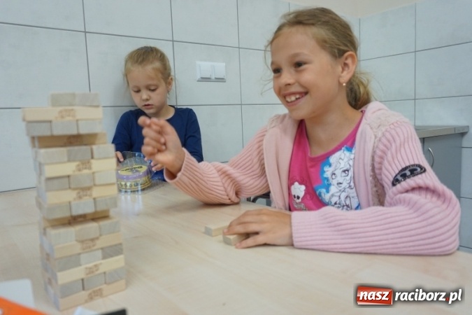 Zdjęcie w galerii na portalu naszraciborz.pl: Świetlica w Oborze już otwarta. To kolejny projekt obywatelski wiadomości z regionu