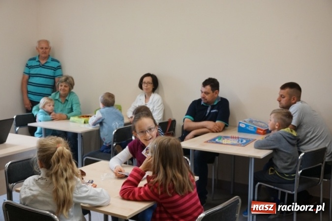 Zdjęcie w galerii na portalu naszraciborz.pl: Świetlica w Oborze już otwarta. To kolejny projekt obywatelski wiadomości z regionu