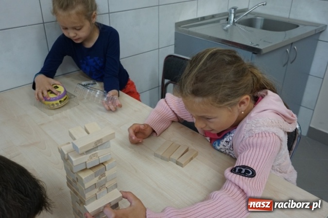 Zdjęcie w galerii na portalu naszraciborz.pl: Świetlica w Oborze już otwarta. To kolejny projekt obywatelski wiadomości z regionu