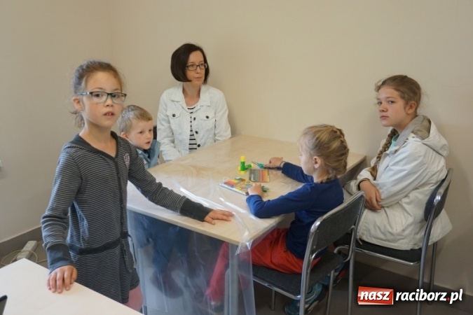 Zdjęcie w galerii na portalu naszraciborz.pl: Świetlica w Oborze już otwarta. To kolejny projekt obywatelski wiadomości z regionu