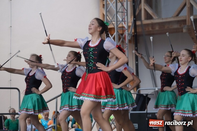 Zdjęcie w galerii na portalu naszraciborz.pl: Na bogato! Gmina Nędza promowała się na zamku  wiadomości z regionu