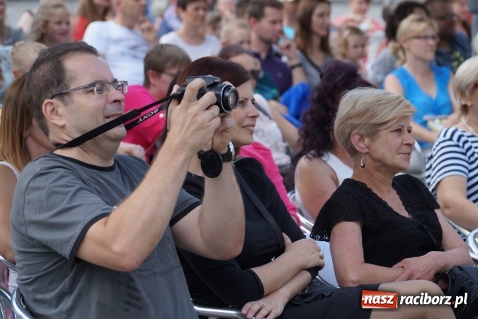 Zdjęcie w galerii na portalu naszraciborz.pl: Na bogato! Gmina Nędza promowała się na zamku  wiadomości z regionu