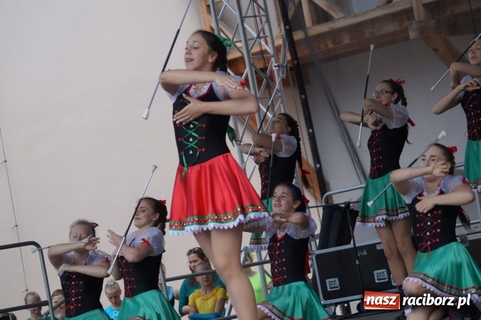 Zdjęcie w galerii na portalu naszraciborz.pl: Na bogato! Gmina Nędza promowała się na zamku  wiadomości z regionu