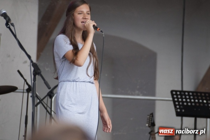 Zdjęcie w galerii na portalu naszraciborz.pl: Na bogato! Gmina Nędza promowała się na zamku  wiadomości z regionu