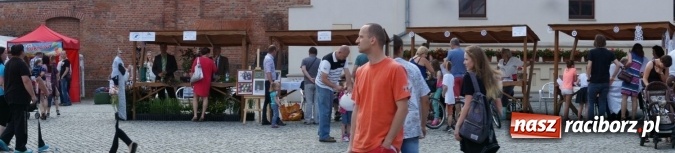 Zdjęcie w galerii na portalu naszraciborz.pl: Na bogato! Gmina Nędza promowała się na zamku  wiadomości z regionu