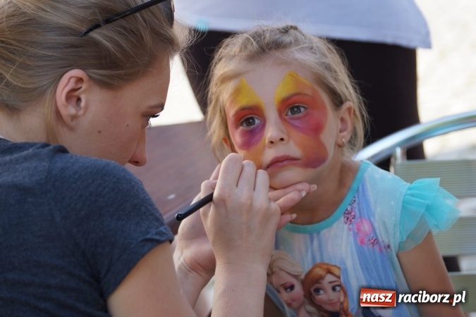 Zdjęcie w galerii na portalu naszraciborz.pl: Na bogato! Gmina Nędza promowała się na zamku  wiadomości z regionu