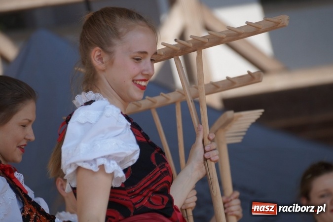 Zdjęcie w galerii na portalu naszraciborz.pl: Na bogato! Gmina Nędza promowała się na zamku  wiadomości z regionu