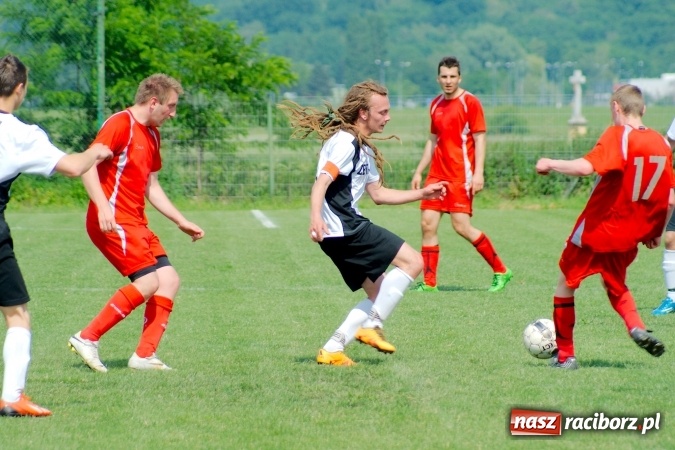 Zdjęcie w galerii na portalu naszraciborz.pl: Płonia-Pstrążna: Do zwycięstwa zabrakło niewiele wiadomości z regionu