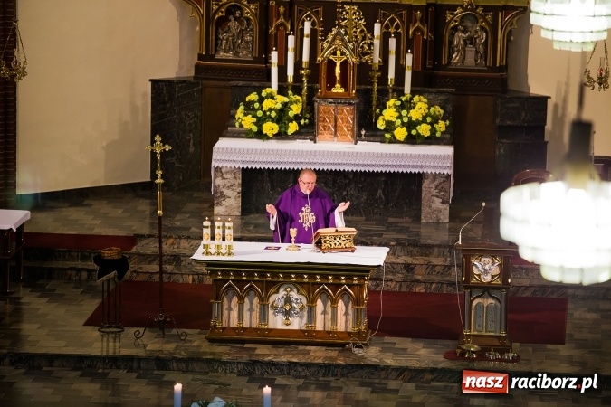 Zdjęcie w galerii na portalu naszraciborz.pl: Ostatnie pożegnanie doktora Henryka Mecy wiadomości z regionu