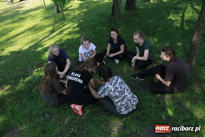 Zdjęcie w galerii na portalu naszraciborz.pl: Mundurowcy z ZSOMS na obozie szkoleniowym  wiadomości z regionu