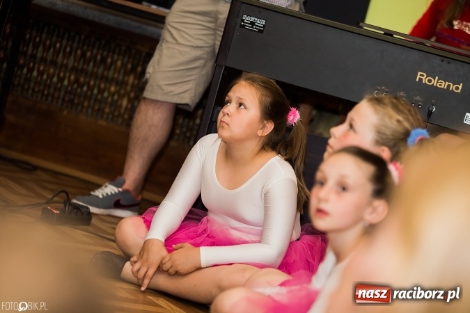 Zdjęcie w galerii na portalu naszraciborz.pl: Dzień Mamy i Taty w Młodzieżowym Domu Kultury wiadomości z regionu