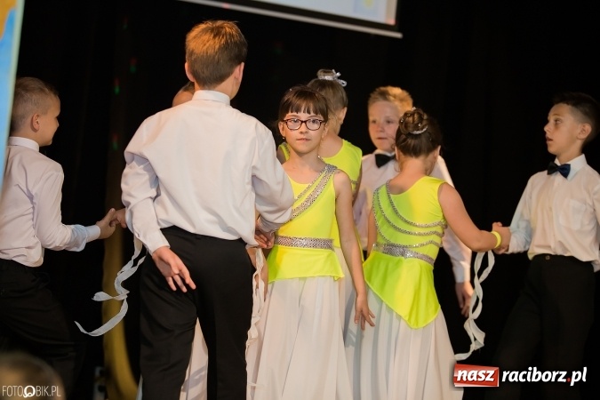 Zdjęcie w galerii na portalu naszraciborz.pl: Dzień Mamy i Taty w Młodzieżowym Domu Kultury wiadomości z regionu