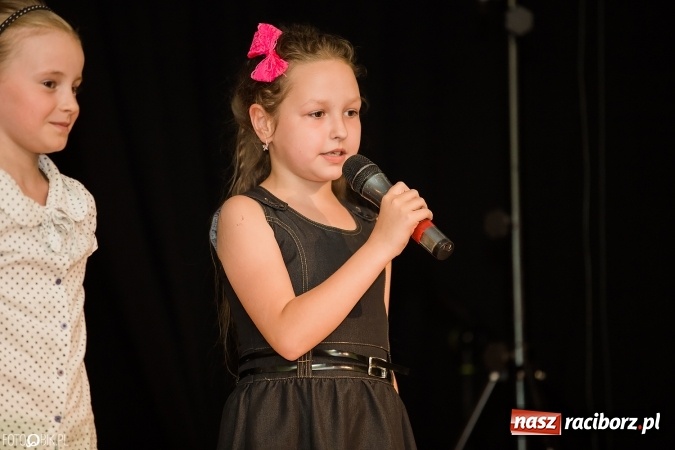 Zdjęcie w galerii na portalu naszraciborz.pl: Dzień Mamy i Taty w Młodzieżowym Domu Kultury wiadomości z regionu