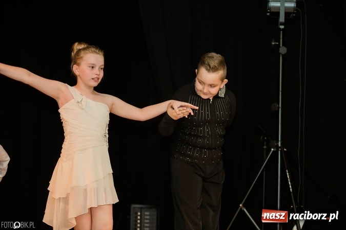 Zdjęcie w galerii na portalu naszraciborz.pl: Dzień Mamy i Taty w Młodzieżowym Domu Kultury wiadomości z regionu