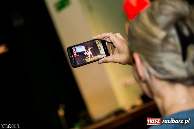 Zdjęcie w galerii na portalu naszraciborz.pl: Dzień Mamy i Taty w Młodzieżowym Domu Kultury wiadomości z regionu