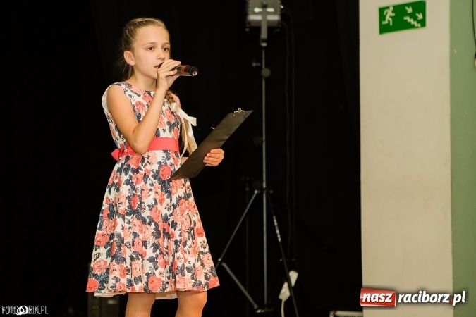 Zdjęcie w galerii na portalu naszraciborz.pl: Dzień Mamy i Taty w Młodzieżowym Domu Kultury wiadomości z regionu