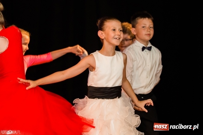 Zdjęcie w galerii na portalu naszraciborz.pl: Dzień Mamy i Taty w Młodzieżowym Domu Kultury wiadomości z regionu